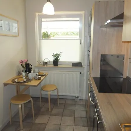 Holiday home In Elmenhorst Mit Garten Und Terrasse *