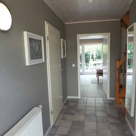 Holiday home In Elmenhorst Mit Garten Und Terrasse